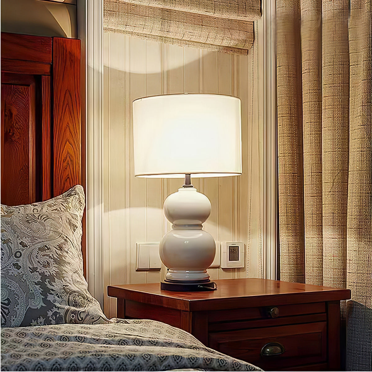 CeramicSphere - Table Lamp with Gourd-Inspired Shape and Cozy Radiance 0