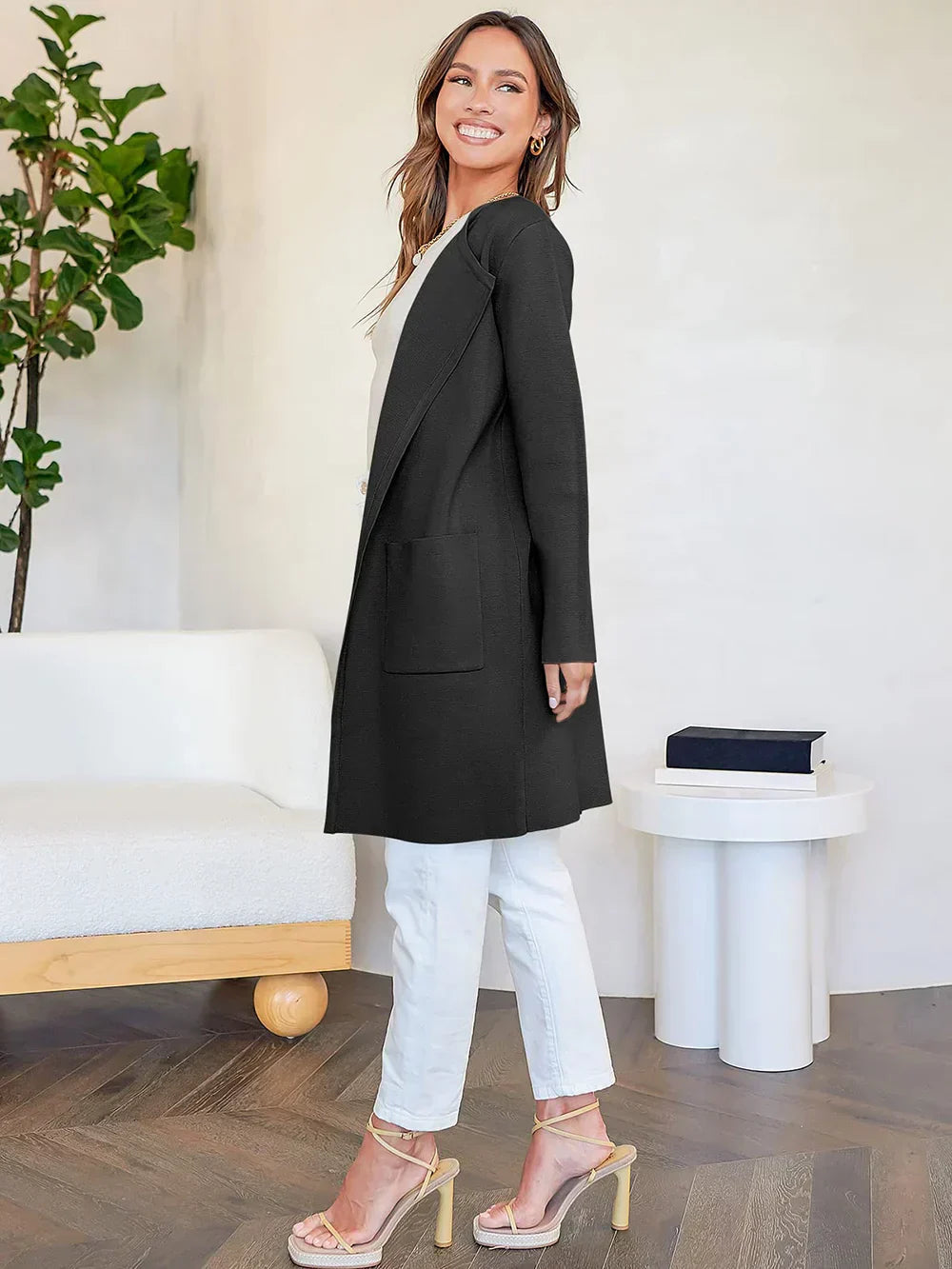 Classic Women’s Wool Blend Coat – Relaxed Fit Knee-Length Winter Coat with Wide Lapel for Everyday Elegance 5