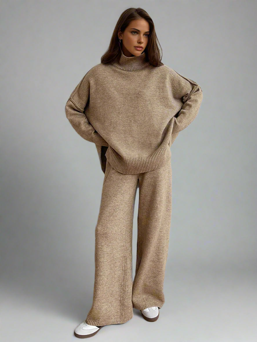 CozyKnit | Soft Stylish Womens Loungewear Set with Turtleneck and Wide-Leg Pants 2
