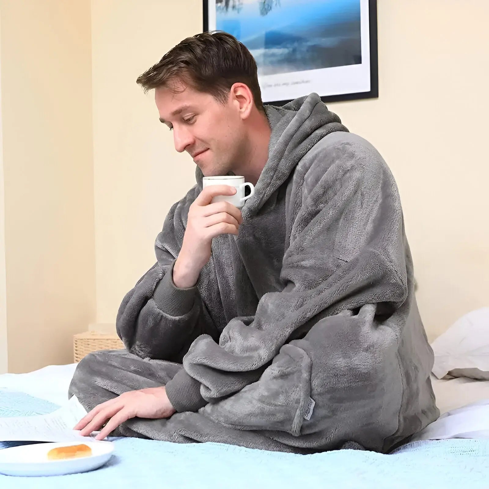 DreamCocoon | Cozy Oversized Fleece Hoodie Blanket for Ultimate Comfort 7