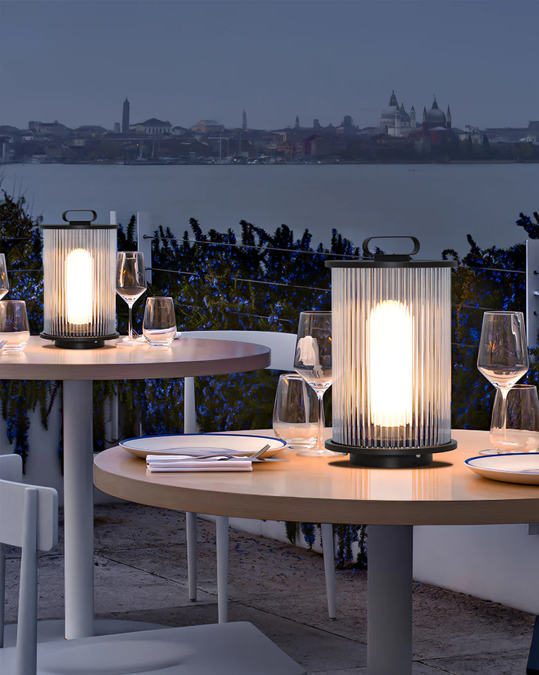 GlowSphere – Elegant Glass and Stainless Steel Garden Lamp 6