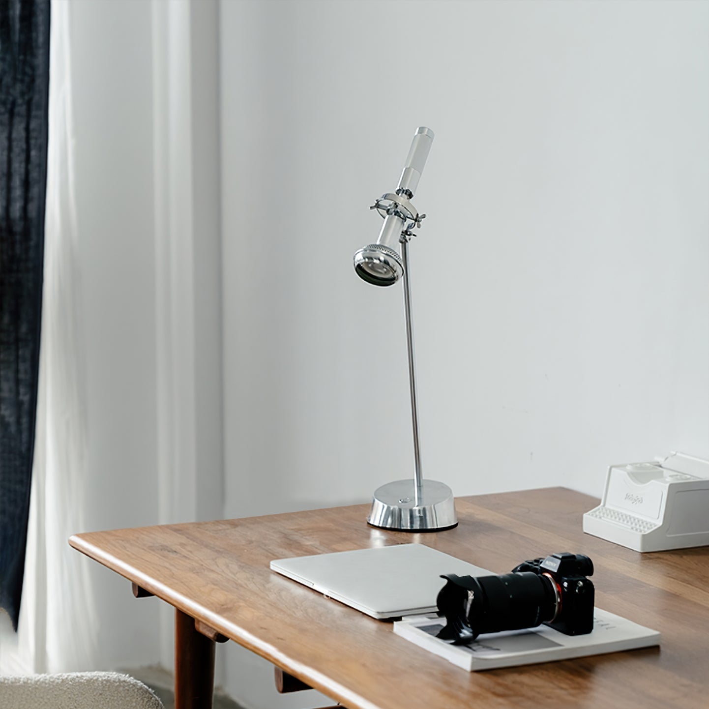 IronLume – Sleek Metal Industrial Table Lamp 2