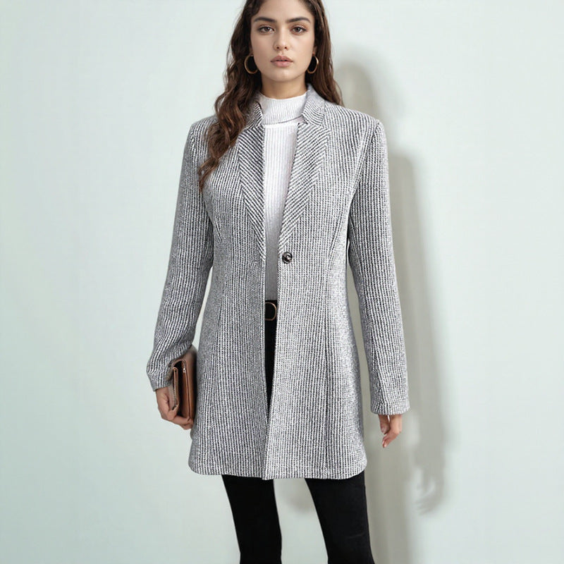 Isabelle Roche | Elegant Knitted Blazer with Lapel Collar 2