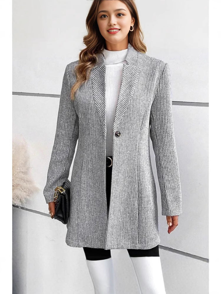Isabelle Roche | Elegant Knitted Blazer with Lapel Collar 7