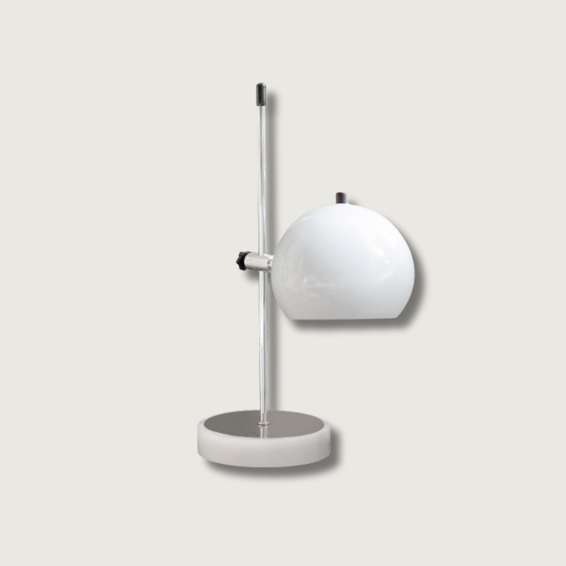 PivotGlow – Modern Adjustable Desk Light 1