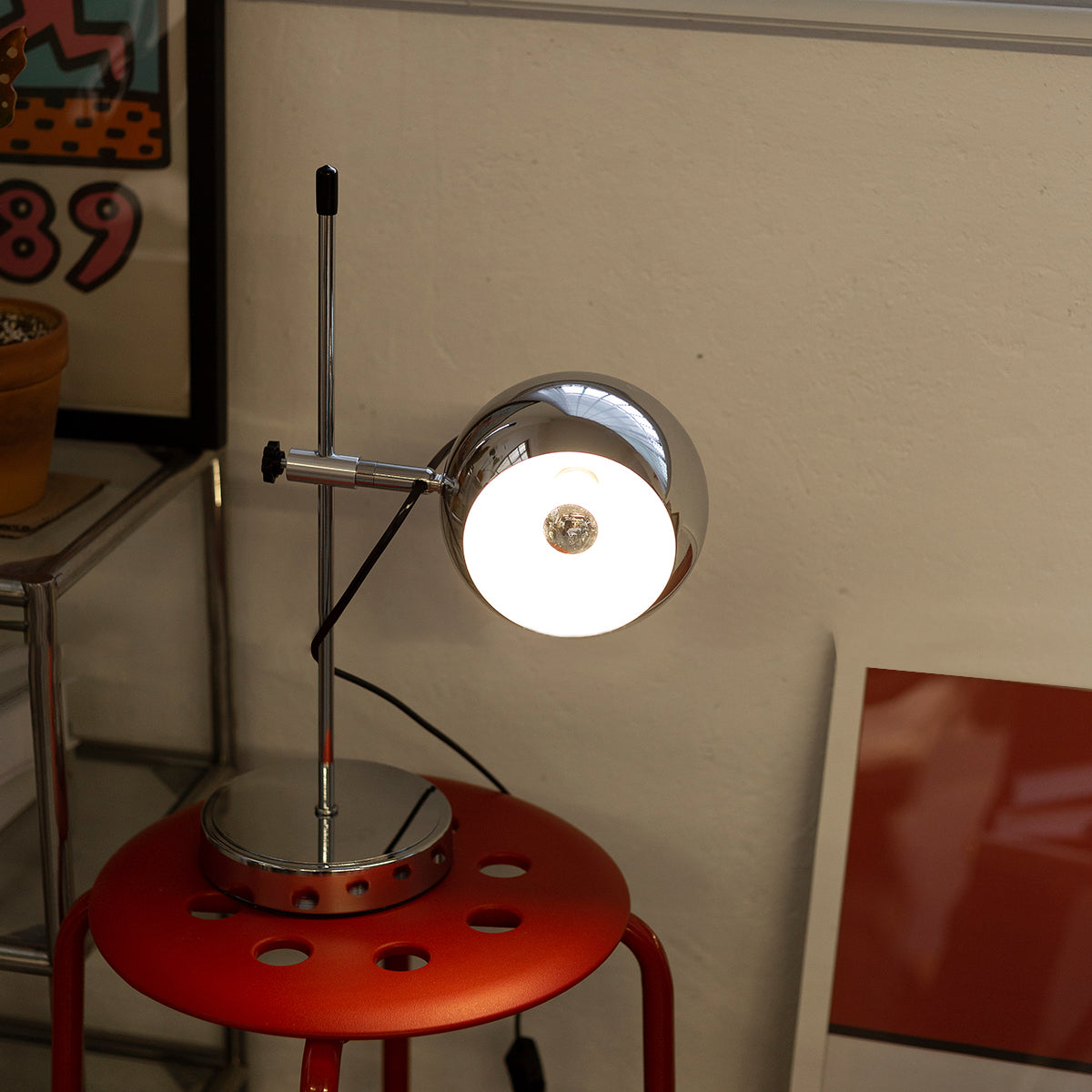 PivotGlow – Modern Adjustable Desk Light 8