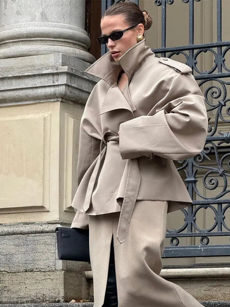 Vintage Women's Short Trench Coat with Turn-Down Collar and Shoulder Pads - Chic Women's Jacket 3