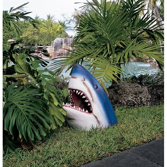 Weather-Resistant Blue Shark Garden Sculpture - Unique Outdoor Statue for Garden Decor, 35cm x 20cm x 15cm 0