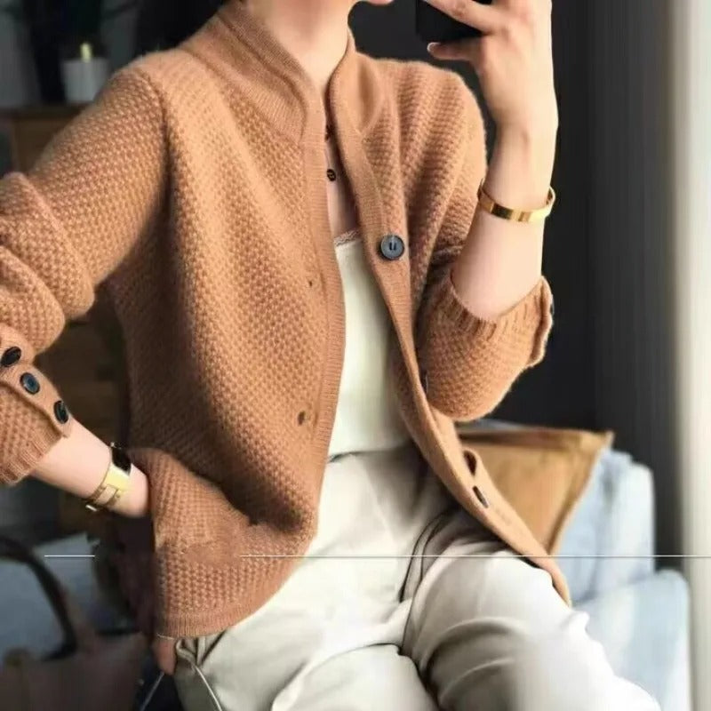 Women's Knitted Cardigan with Buttons 1