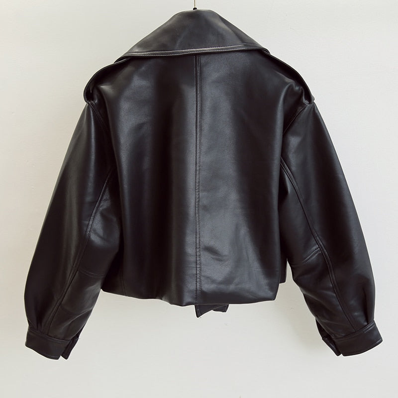 Women's Leather Jacket - Stylish Fit for Casual and Formal Wear 3