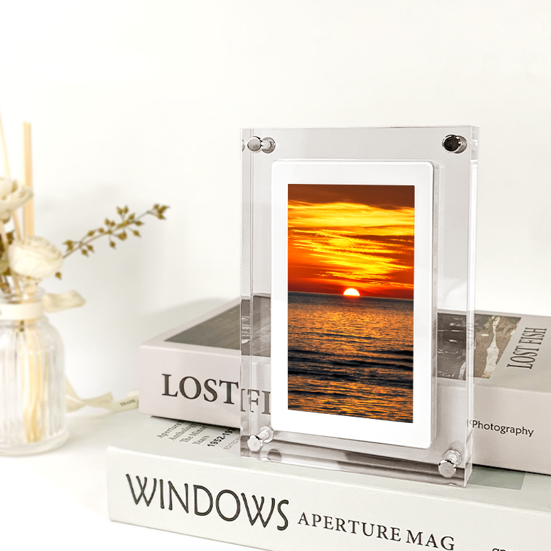 AcrylicGlow | Modern Digital Acrylic Photo Frame with HD Video Playback 1
