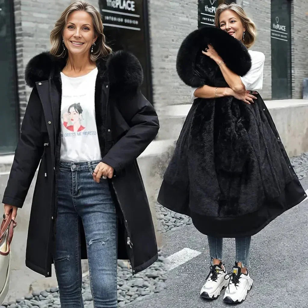 Alessia Vieri | Luxurious Long Winter Coat with Soft Fur Collar 0