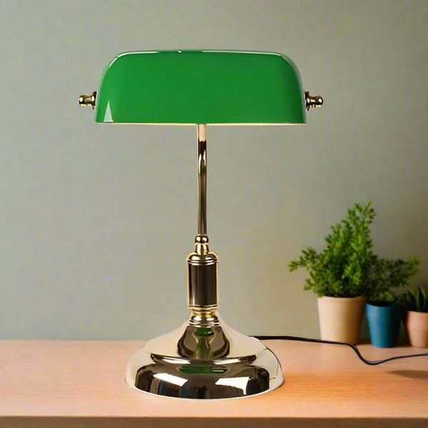 AntiqueLume – Refined Glass Table Lamp 4