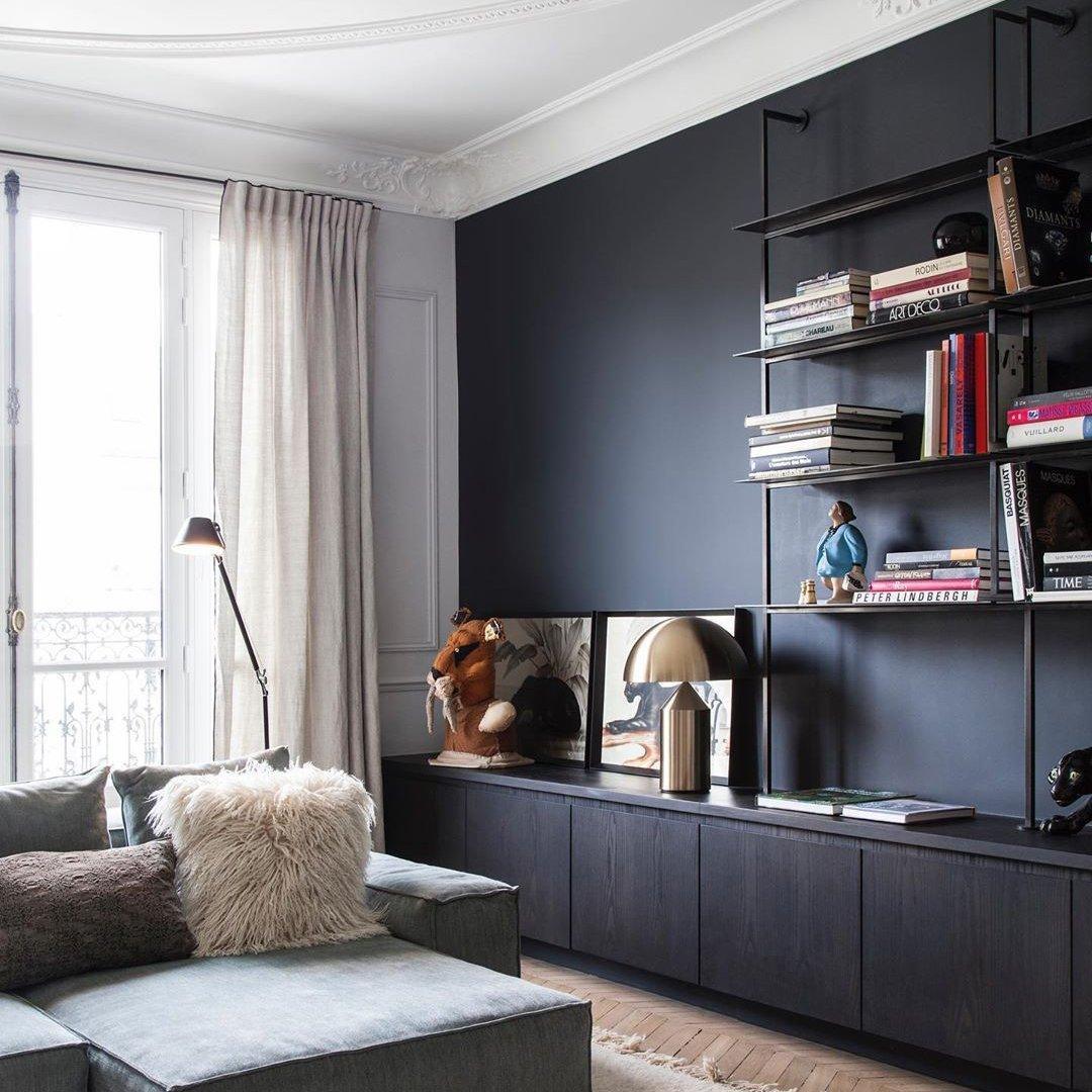 AuraMetal Table Lamp – Contemporary Metallic Design for Living Room, Bedside, or Desk, offering Warm Ambient Lighting and Elegant Style. 6