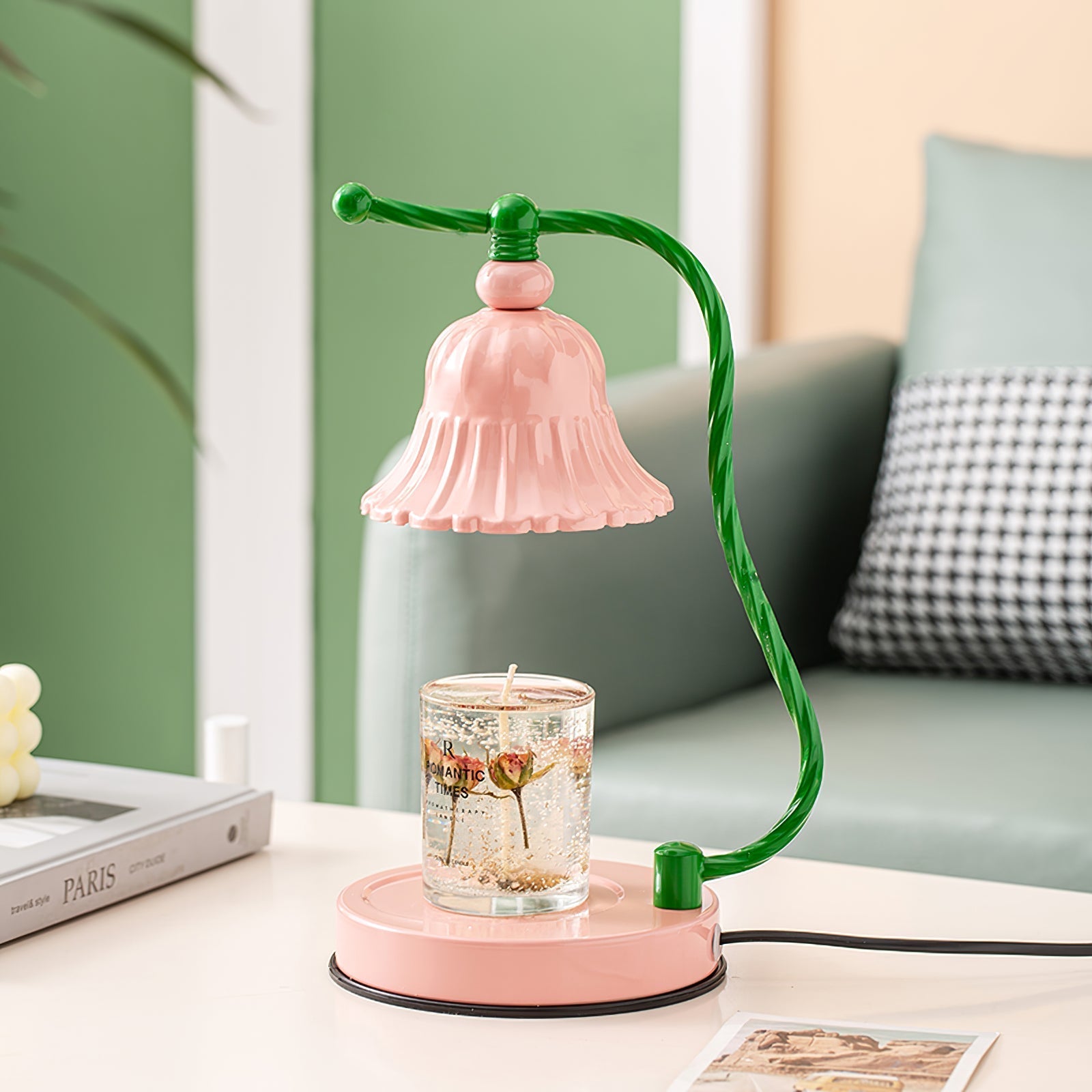 BloomAura – Charming Pink Glass Table Lamp 3