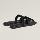 Cut-Out Strap Sandals in Flat Style 7