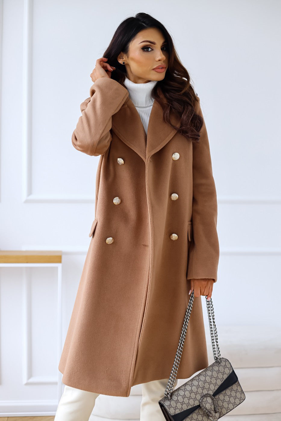 Double-breasted women's wool coat – long length, tailored and with classic lapels for office, everyday and leisure 0