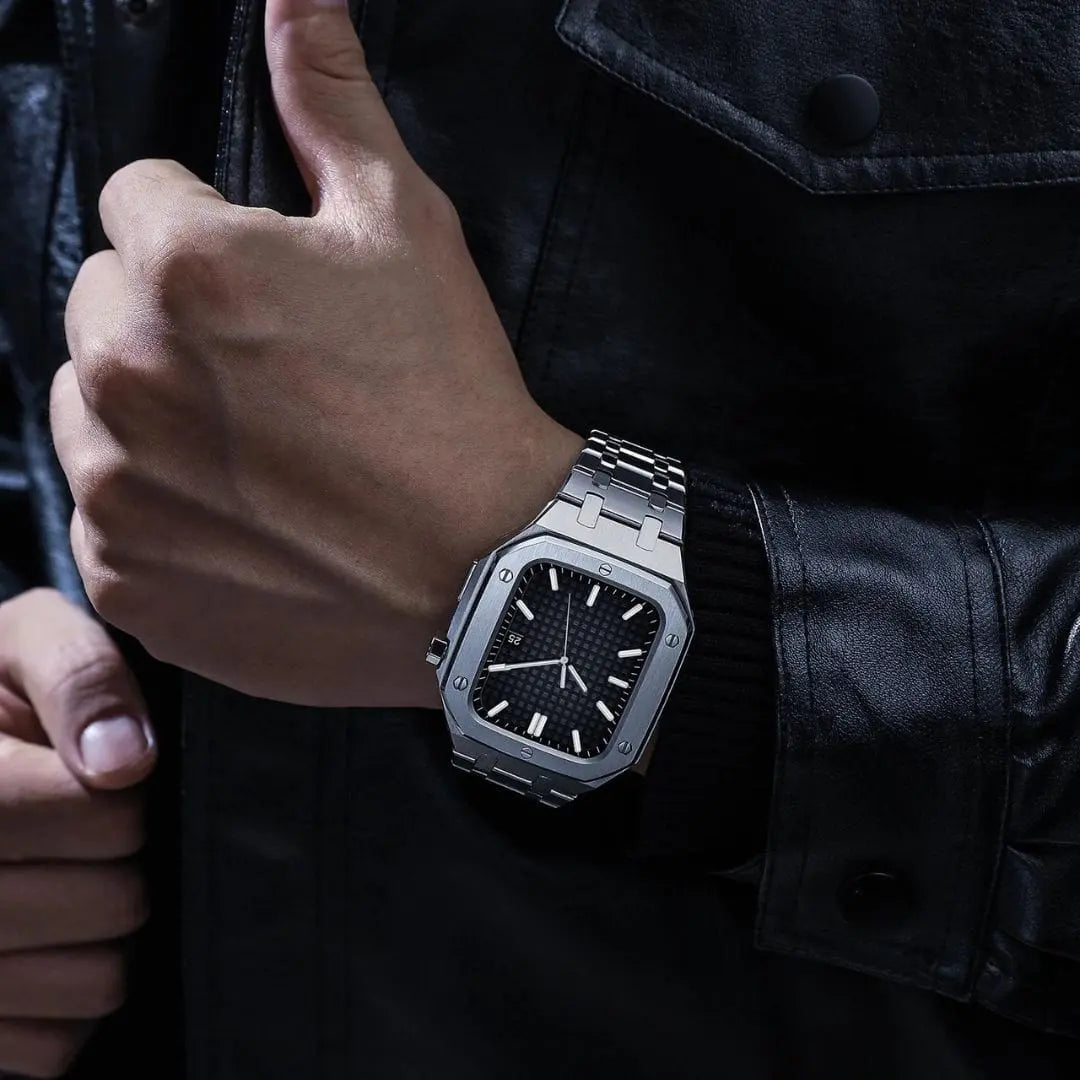 EleganceGuard | Stylish Protective Case for Apple Watch 44mm – Durable Full Coverage 2