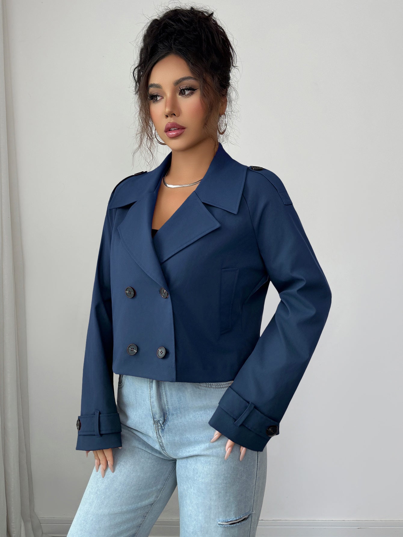 Emilia Kwon | Knitted Slim Fit Cardigan with Buttons 6