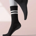 Emily | Rutschfeste Pilates Socken Damen Für Optimalen Halt 4