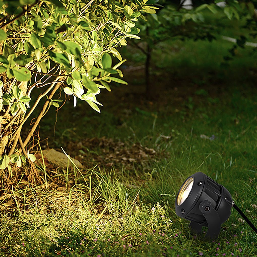 EverGlow Solar Spotlights – Weather-Resistant LED Outdoor Lights for Trees, Fences, and Pathways, offering solar-powered, long-lasting illumination. 3