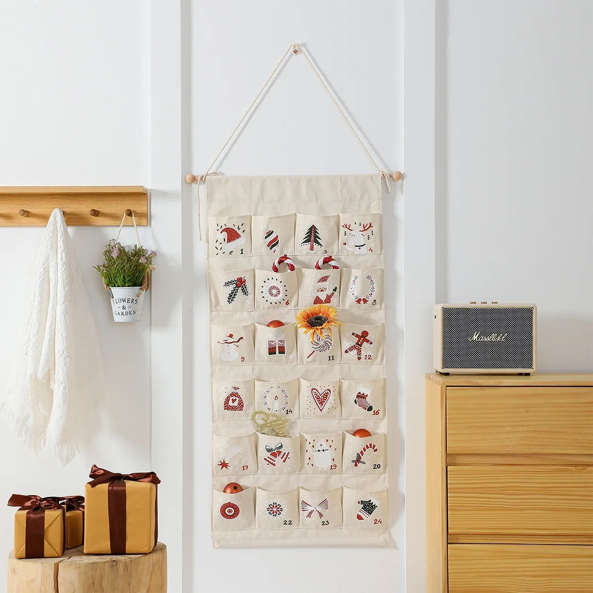 FestiveCanvas | Colorful Hanging Advent Calendar with 24 Storage Pockets 3