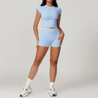 Liam | Atmungsaktives Sportliches Yoga-Set mit Crop-Top und Hochtaillierten Leggings 15