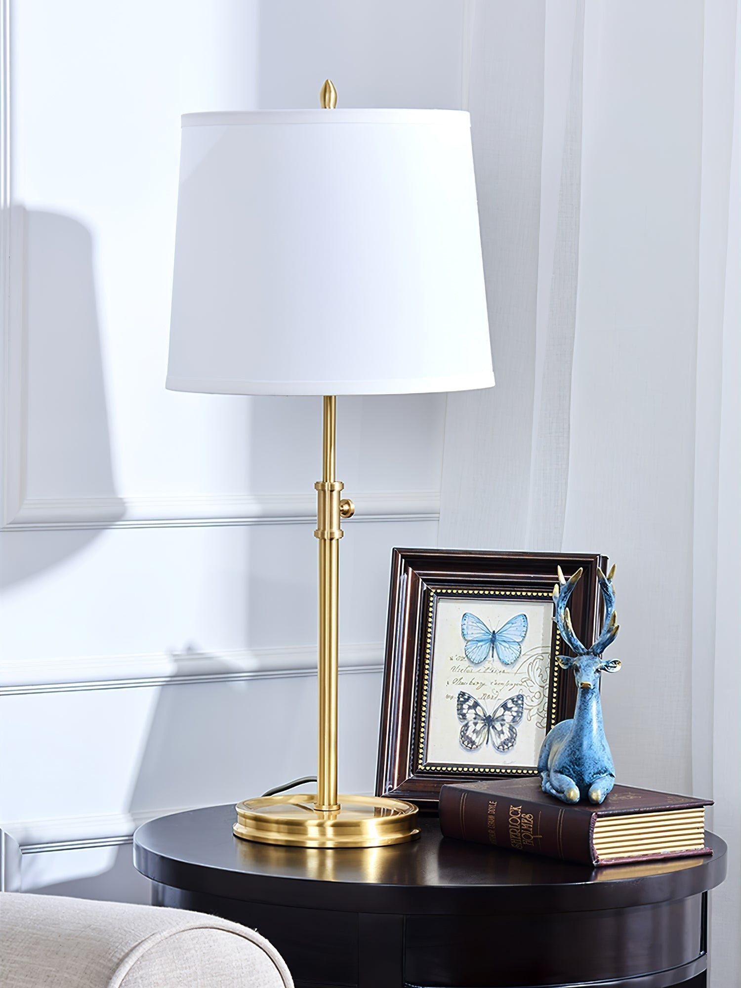 LuxeGlow – Classic Brass Table Lamp with Linen Shade 6