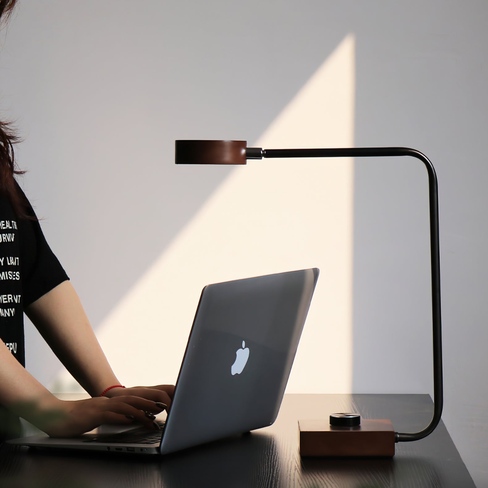 RondoBeam - Stylish Lamp with Rounded Form and Soft Lighting 2