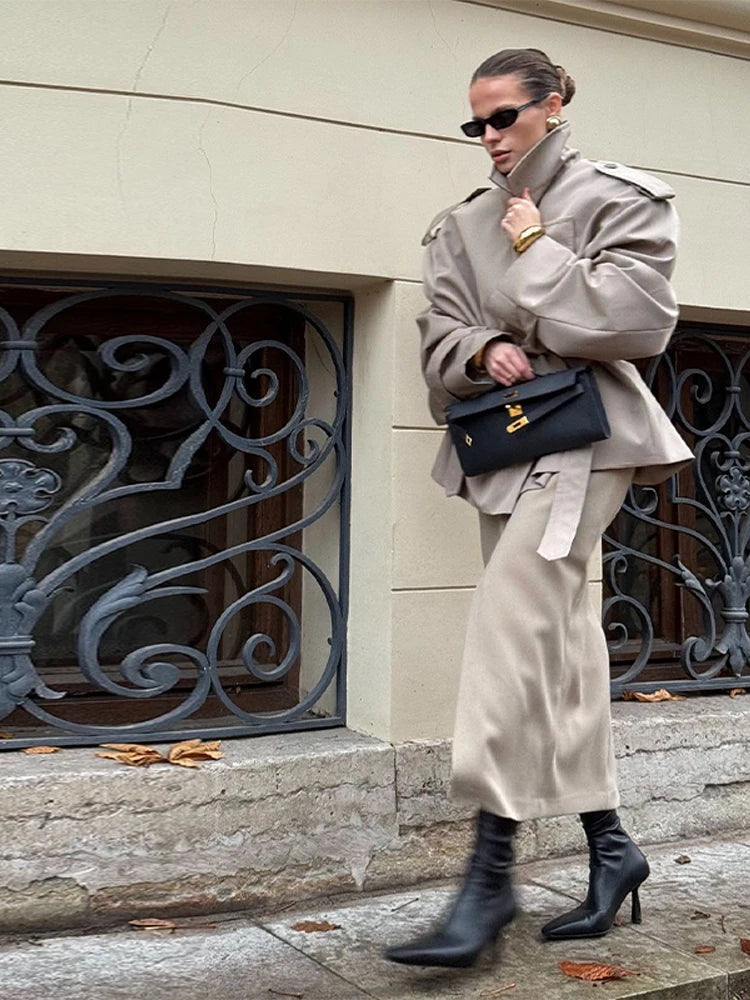 Vintage Women's Short Trench Coat with Turn-Down Collar and Shoulder Pads - Chic Women's Jacket 5