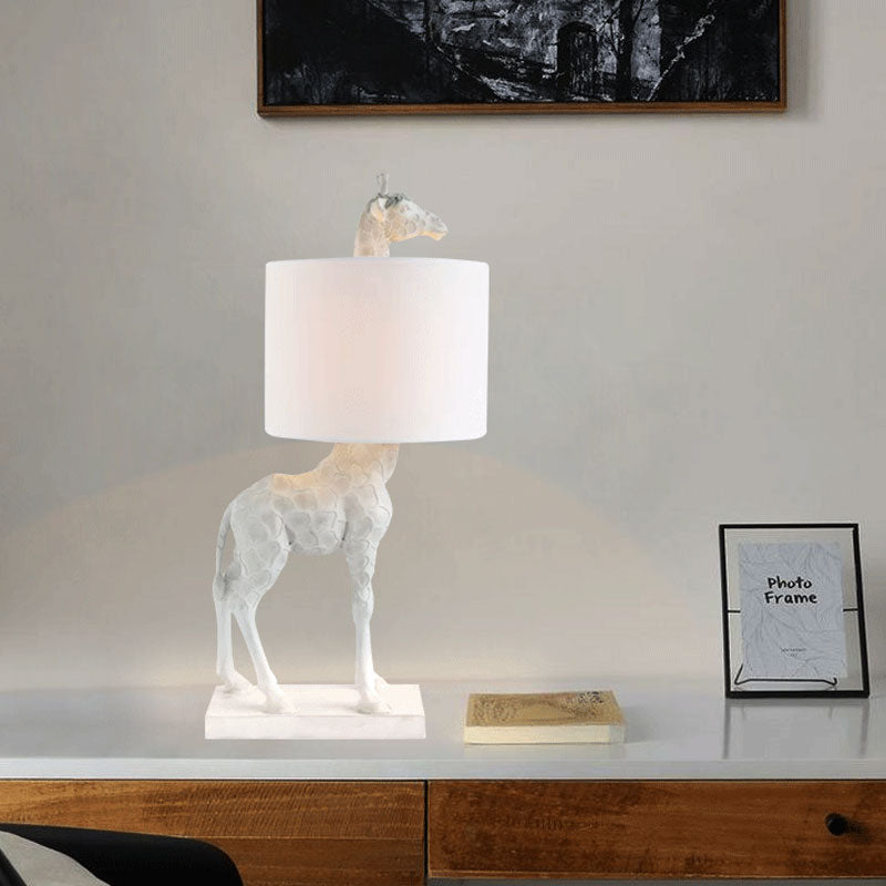 WildLight – Giraffe Shaped Table Lamp 5