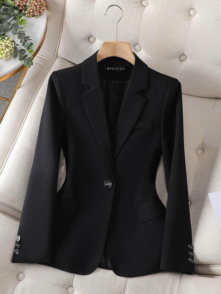 Women's Blazer with Tailored Fit 2