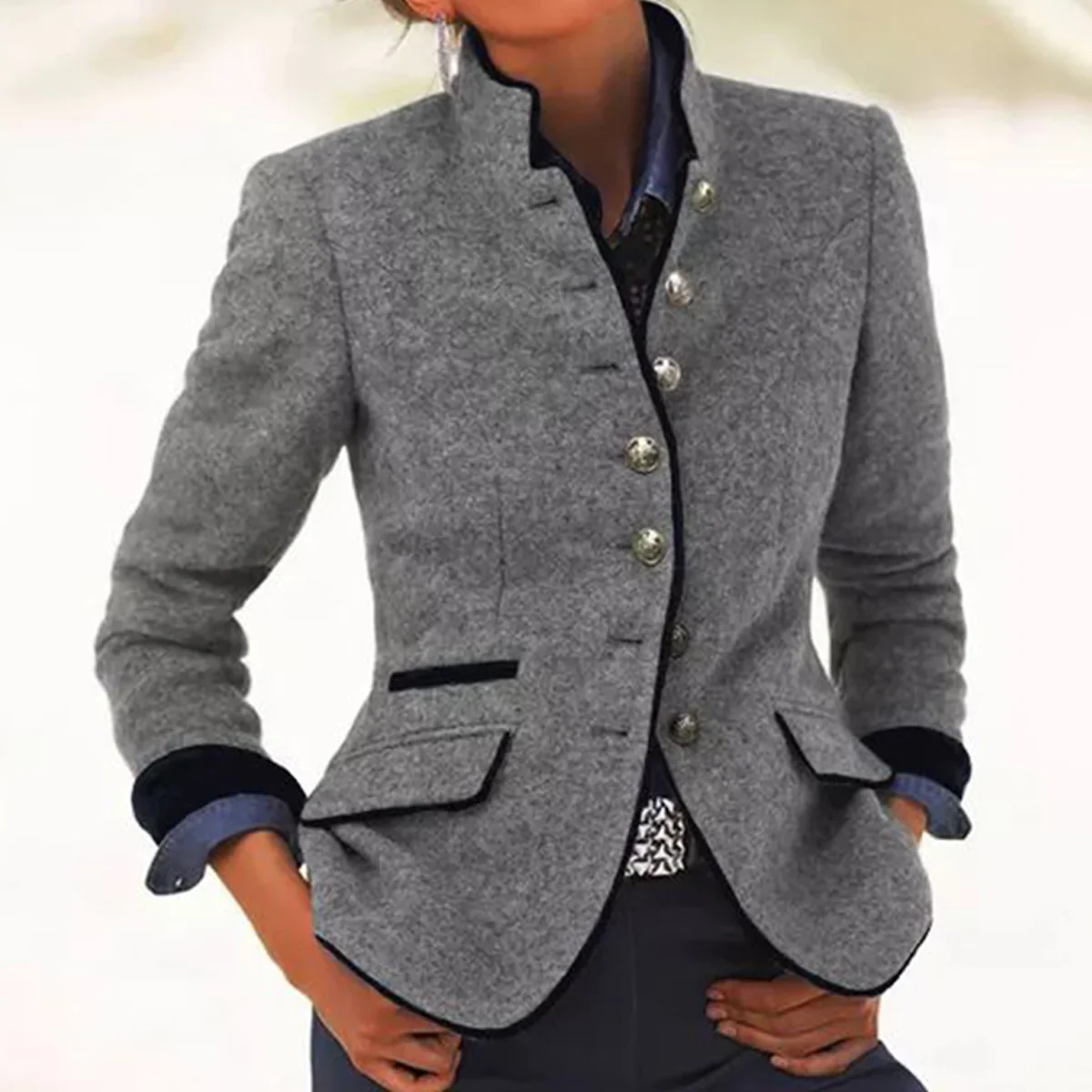 Women's Vintage Buttoned Winter Jacket with High Collar Detail 2