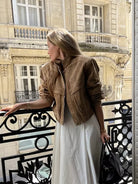 Women's Vintage Suede Short Jacket with Zipper Pockets – Casual Loose Fit for Spring and Autumn 3